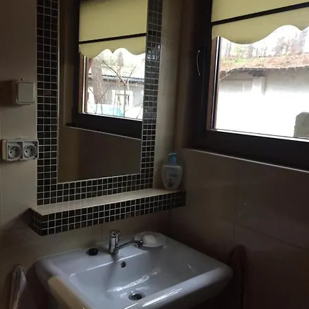 Letniskowy Деревянный коттедж Мжежино