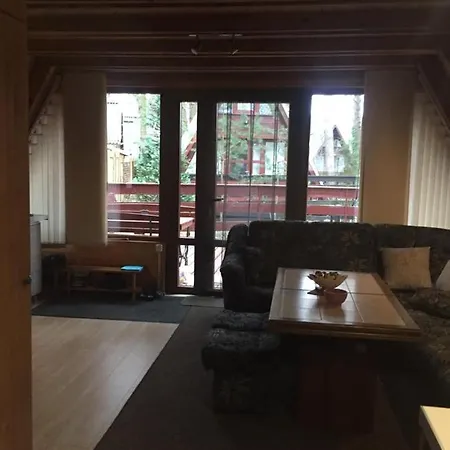 Letniskowy Деревянный коттедж