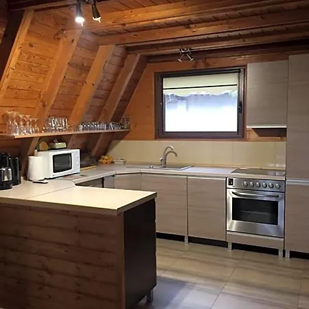 Lodge Letniskowy *